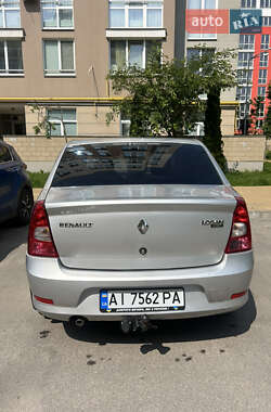 Седан Renault Logan 2011 в 