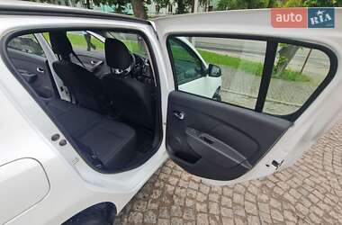 Седан Renault Logan 2020 в 