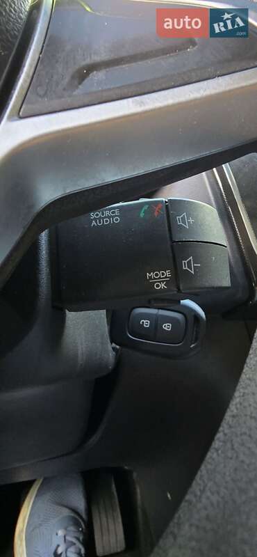 Седан Renault Logan 2017 в Запоріжжі