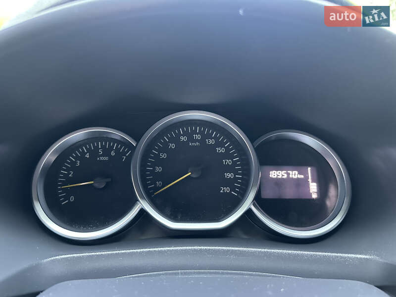 Седан Renault Logan 2019 в Черновцах