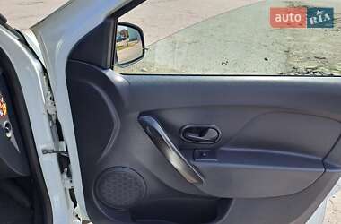 Седан Renault Logan 2020 в 