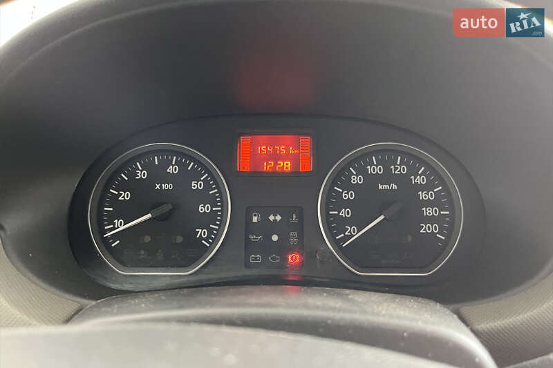 Седан Renault Logan 2010 в Шептицькому