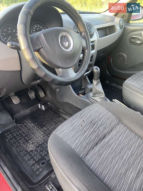 Седан Renault Logan 2011 в Вовковинці фото 10 Седан Renault Logan 2011 в Вовковинці