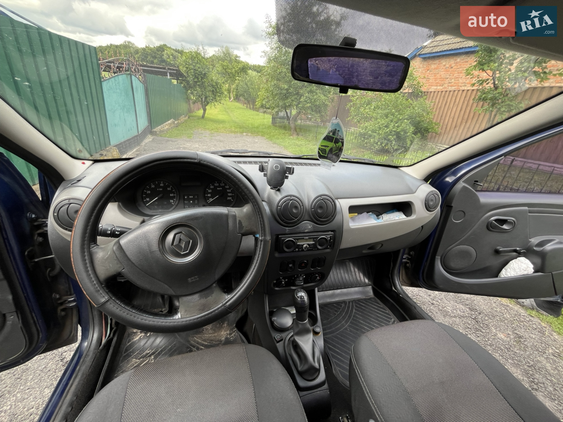 2010 Renault Logan - мініатюра 4