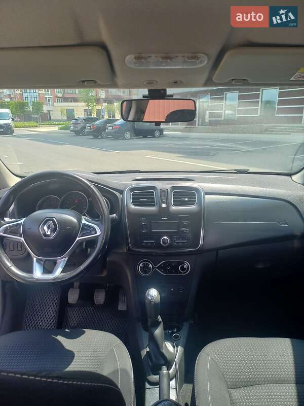 Седан Renault Logan 2018 в Умані