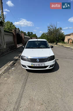 Седан Renault Logan 2010 в Благовещенском
