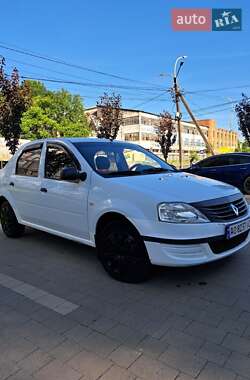 Седан Renault Logan 2011 в Ужгороді