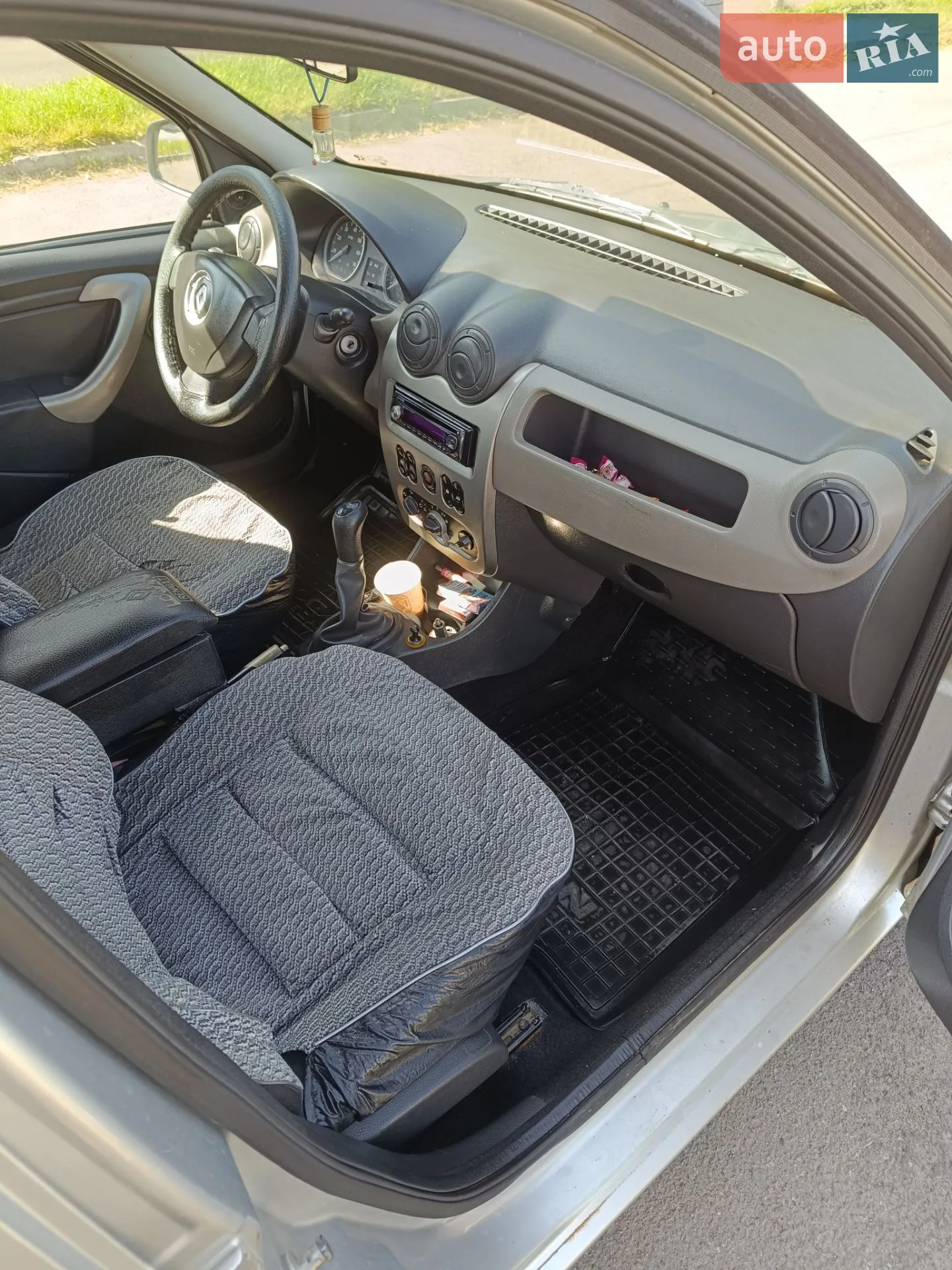 2010 Renault Logan - мініатюра 68