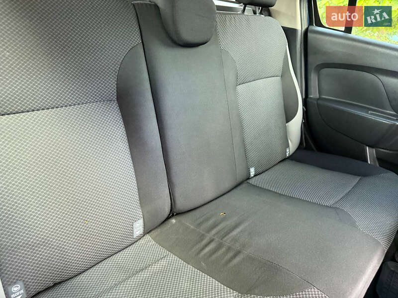 Універсал Renault Logan 2013 в Дніпрі