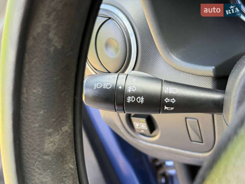 Універсал Renault Logan 2013 в Дніпрі