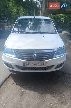 Седан Renault Logan 2011 в Днепре