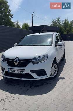 Седан Renault Logan 2017 в 