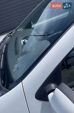 Седан Renault Logan 2017 в 