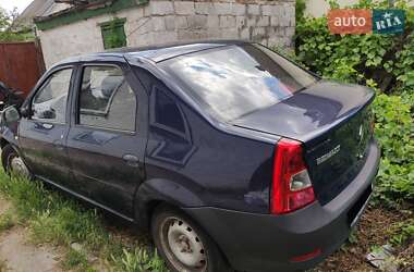 Седан Renault Logan 2010 в 