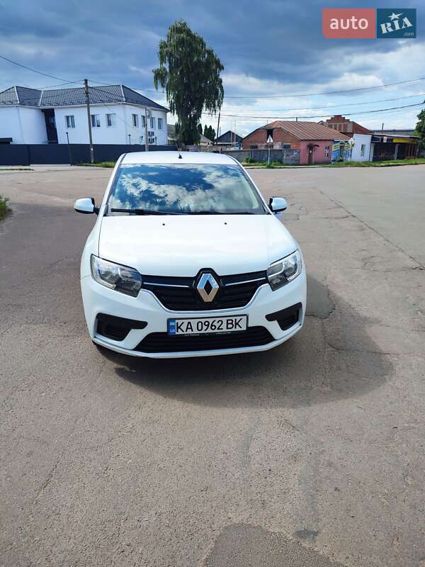 Седан Renault Logan 2019 в Прилуках