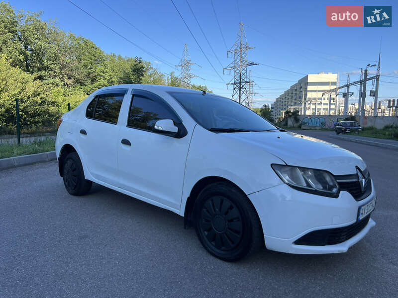 Седан Renault Logan 2013 в Харкові