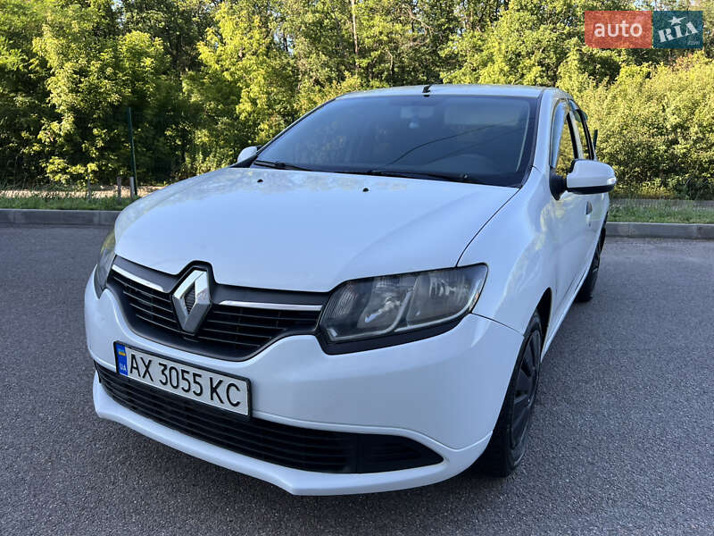 Седан Renault Logan 2013 в Харкові