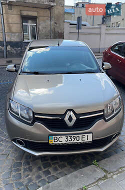 Седан Renault Logan 2014 в Львове
