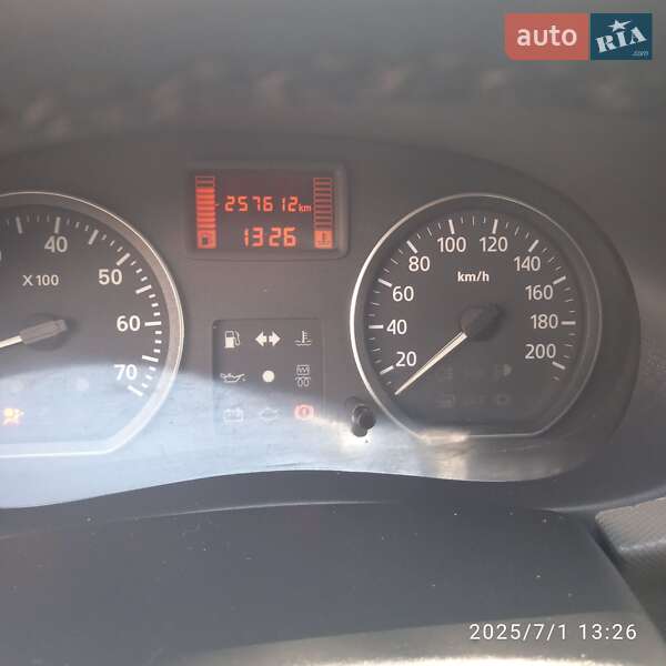 Седан Renault Logan 2010 в Виннице