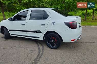 Седан Renault Logan 2019 в 