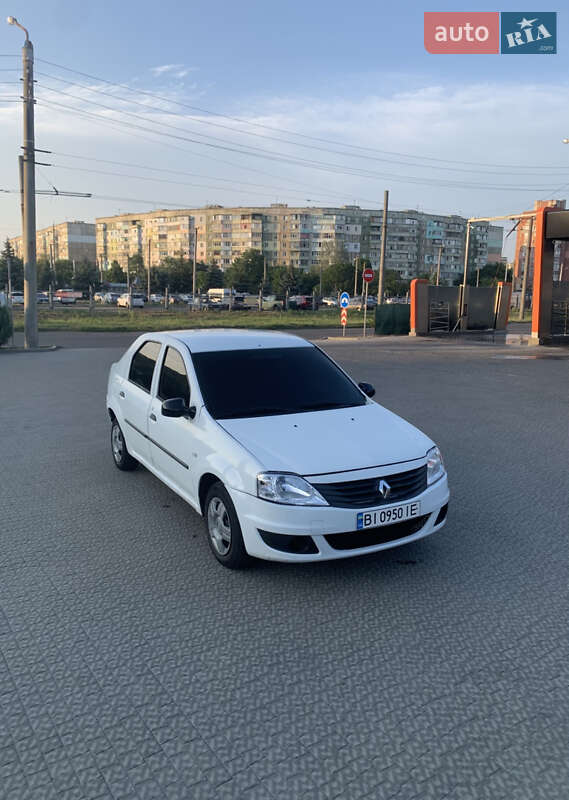 Renault Logan 2011