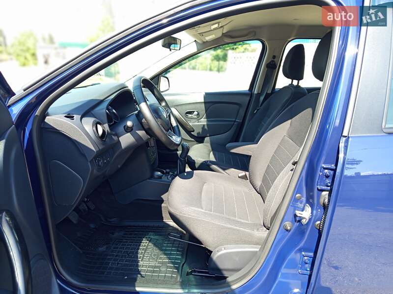 Седан Renault Logan 2020 в Киеве