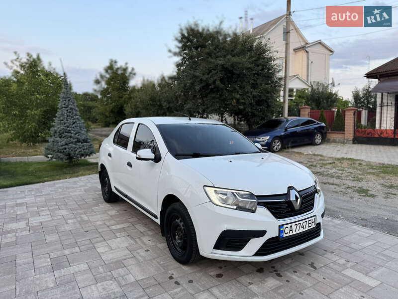 Седан Renault Logan 2017 в Умани