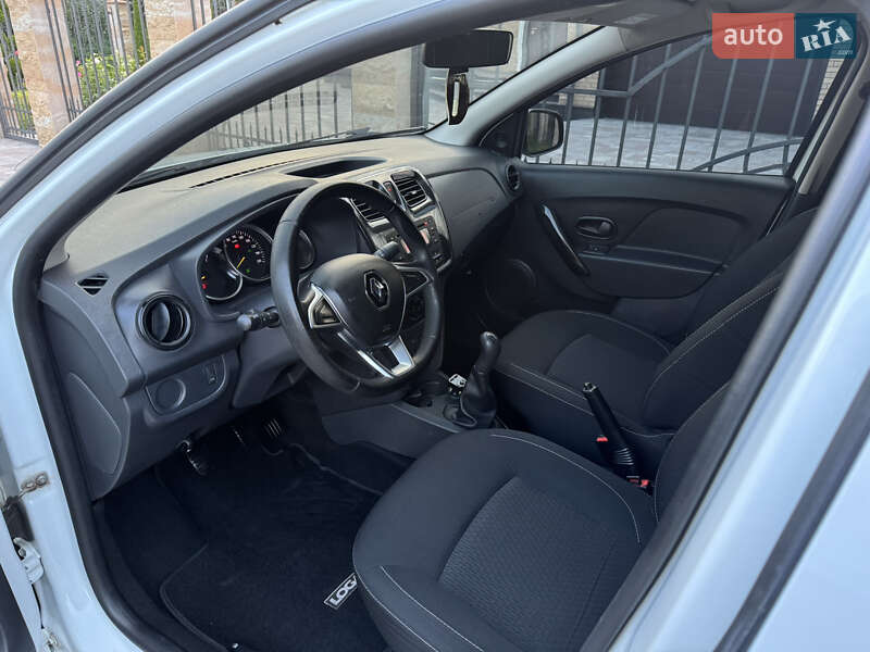 Седан Renault Logan 2017 в Умани