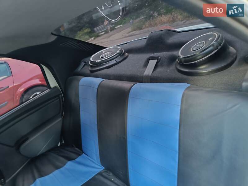Седан Renault Logan 2012 в Запорожье