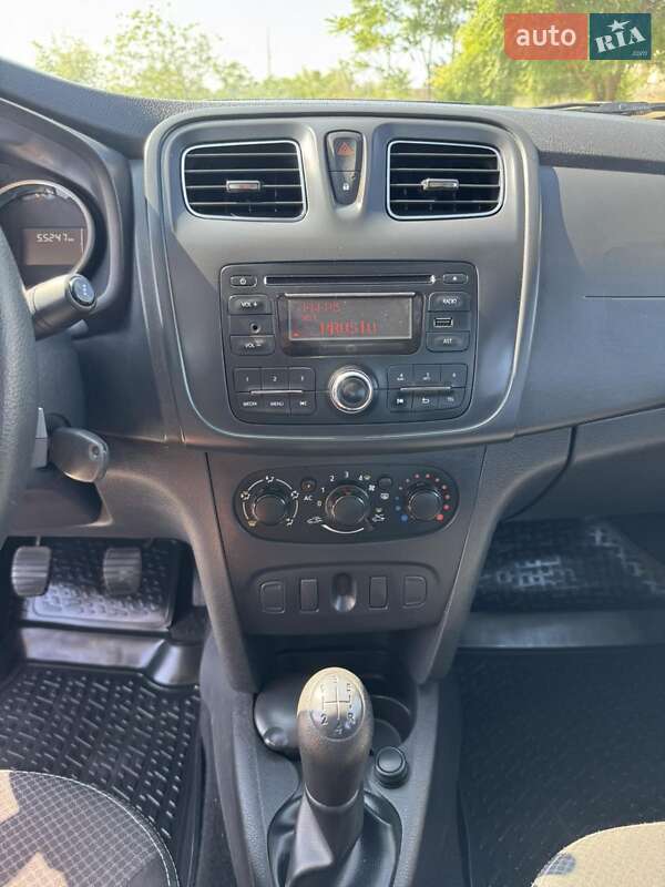 Седан Renault Logan 2013 в Одесі