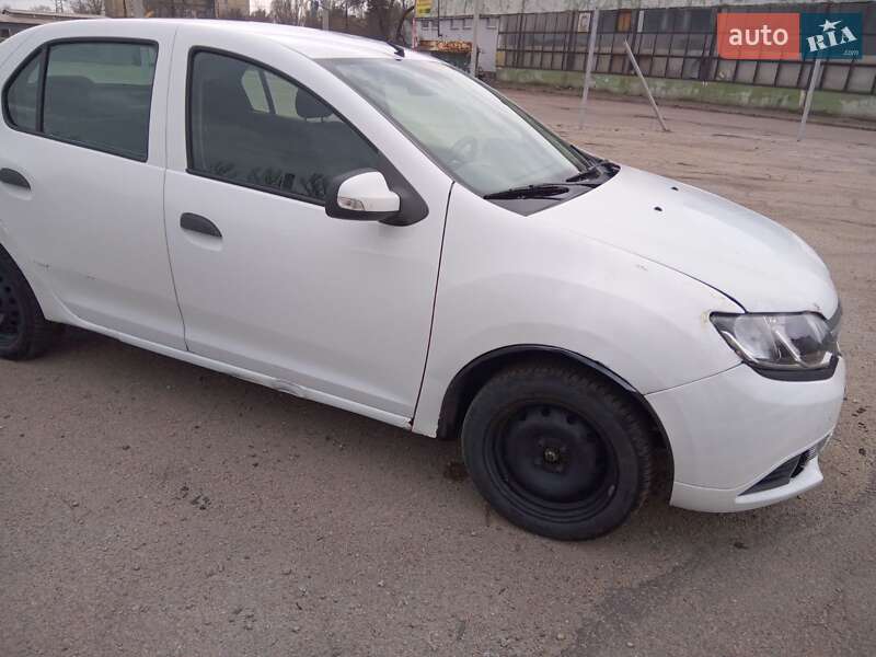 Седан Renault Logan 2013 в Запорожье