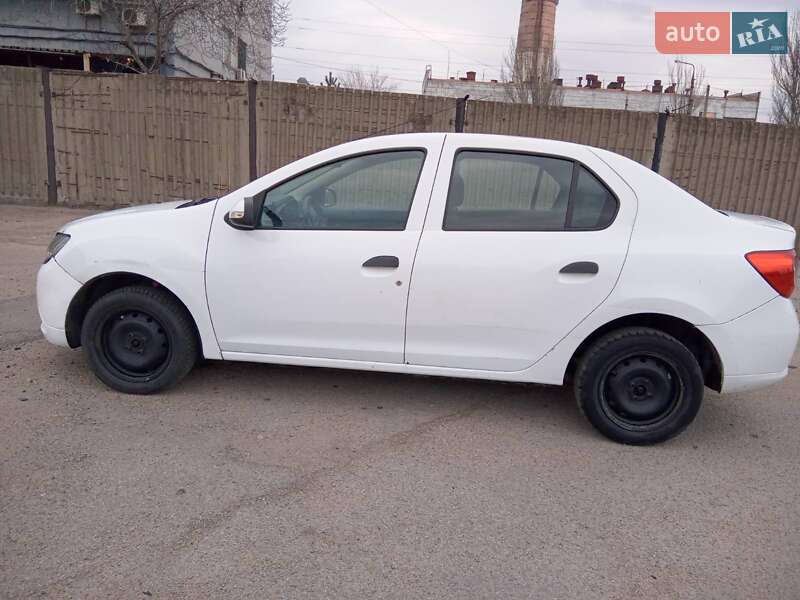 Седан Renault Logan 2013 в Запорожье