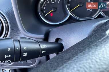 Седан Renault Logan 2021 в 