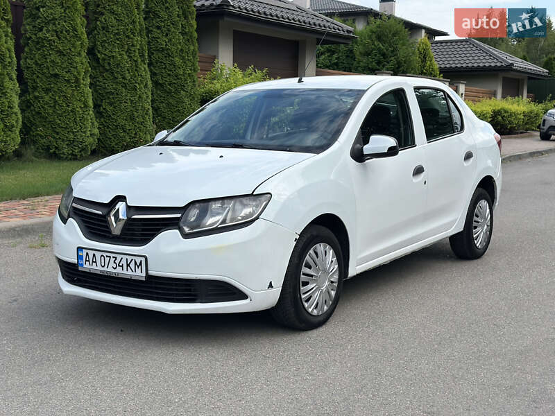 Renault Logan 2016