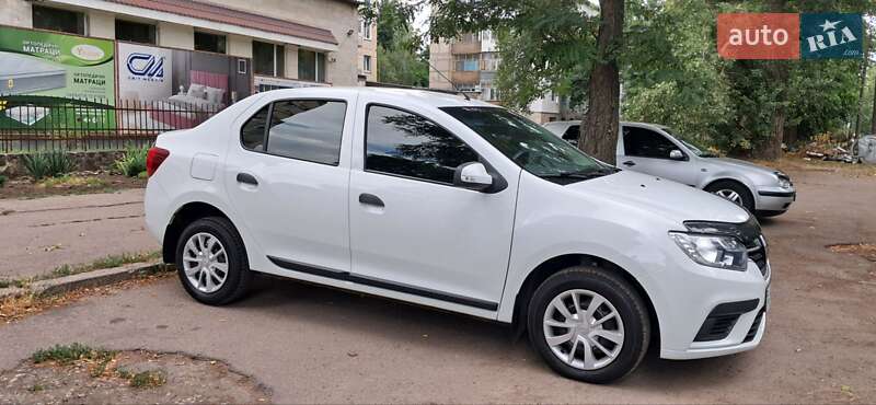 Renault Logan 2019