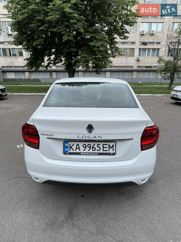 Седан Renault Logan 2018 в Киеве