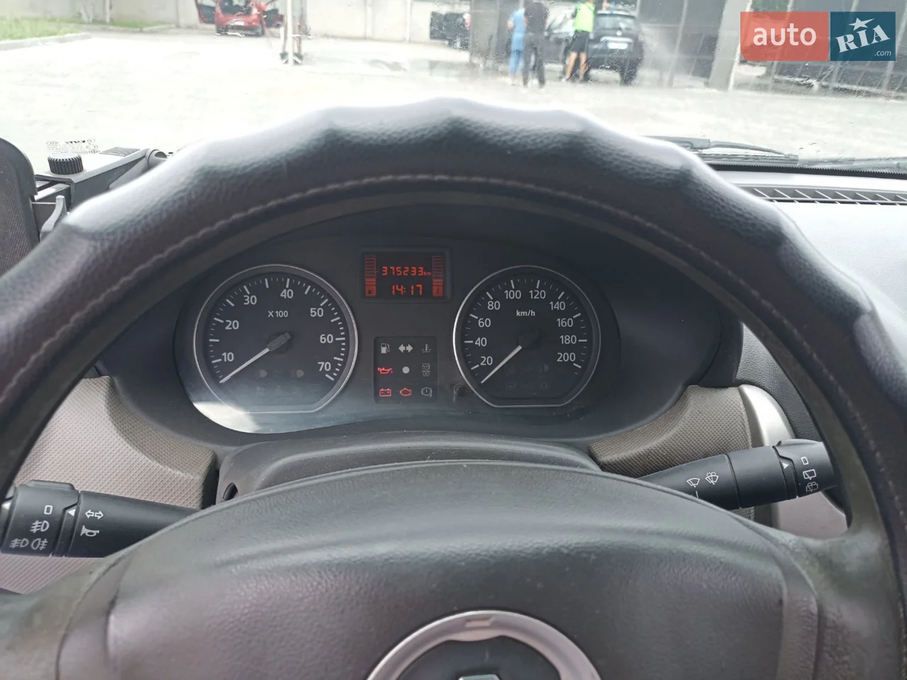 2011 Renault Logan - мініатюра 9
