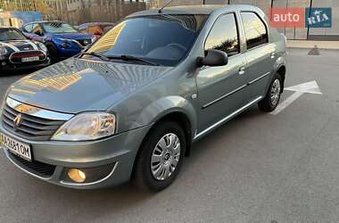 Седан Renault Logan 2011 в Киеве
