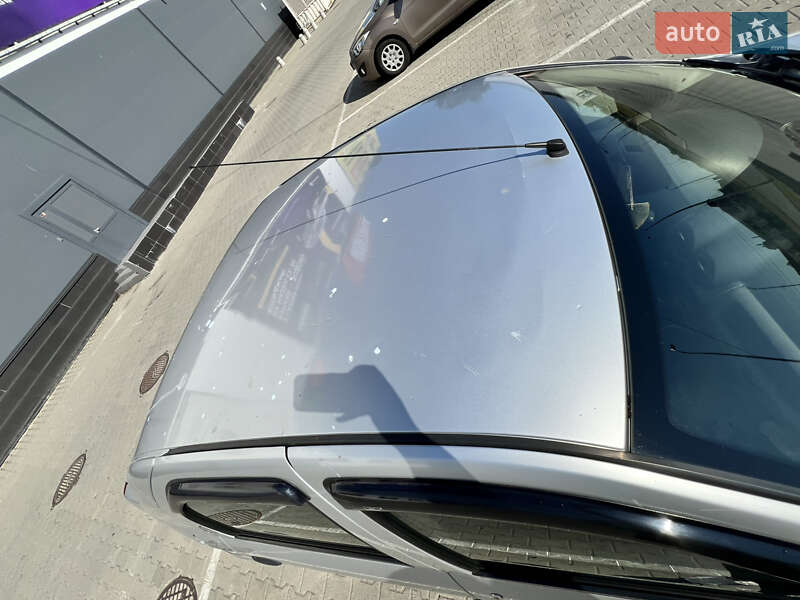 Седан Renault Logan 2010 в Києві