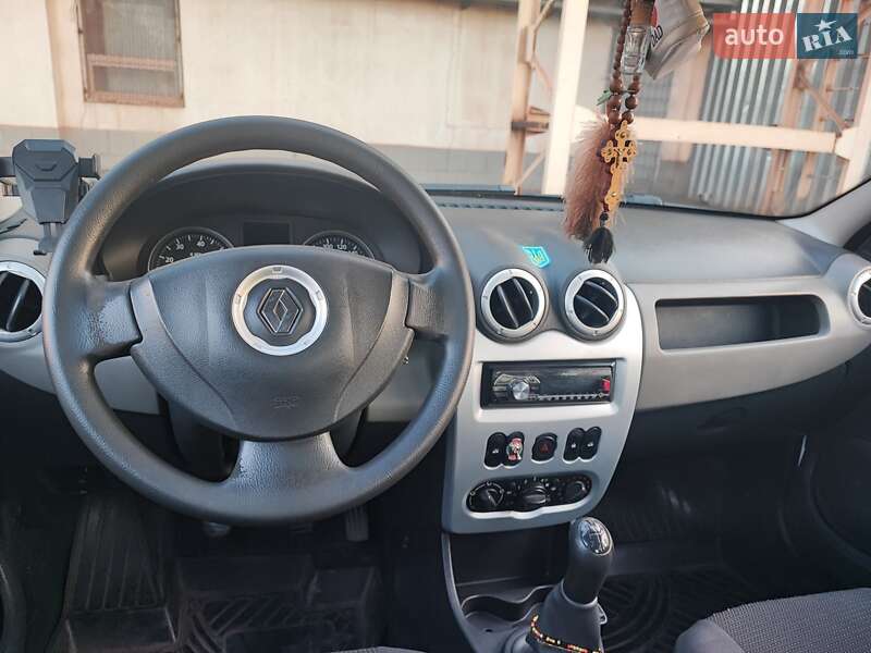 Седан Renault Logan 2012 в Кривом Роге