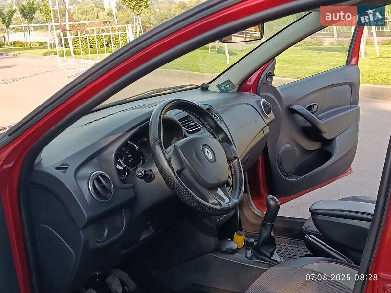 Універсал Renault Logan 2013 в Краматорську