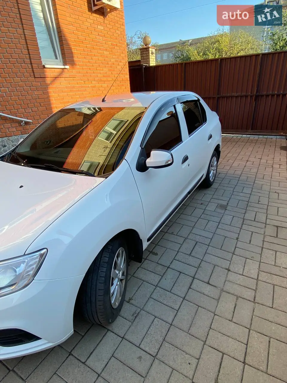 2020 Renault Logan - мініатюра 15