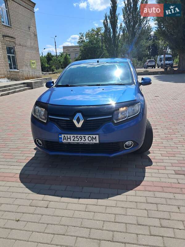 Renault Logan 2013 Renault Logan 2013