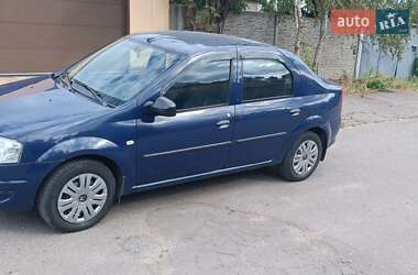 Седан Renault Logan 2010 в Днепре