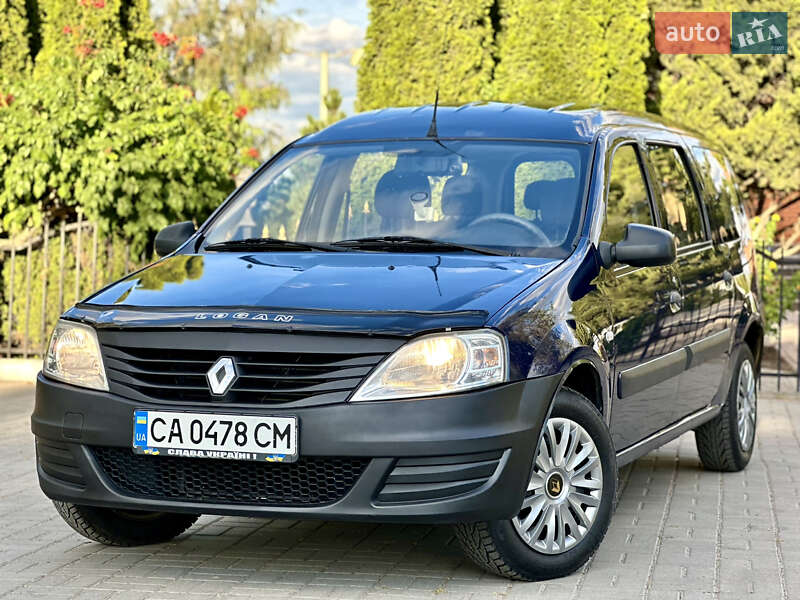 Renault Logan 2010