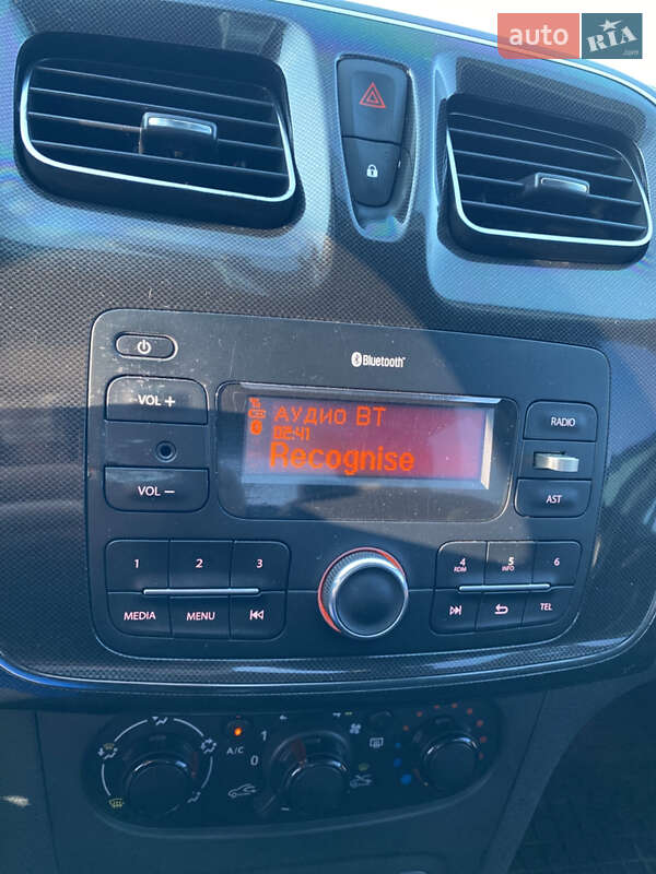 Седан Renault Logan 2019 в Бобровиці