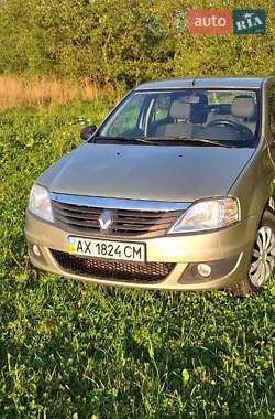 Седан Renault Logan 2011 в Турке