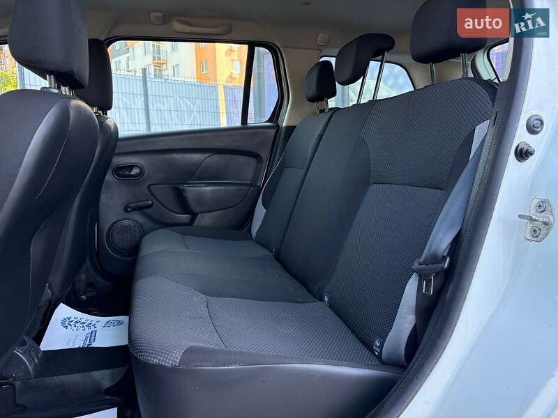 Универсал Renault Logan 2015 в Виннице фото 15 Универсал Renault Logan 2015 в Виннице