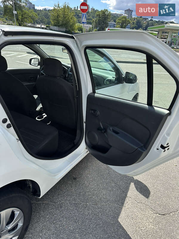 Седан Renault Logan 2020 в Киеве