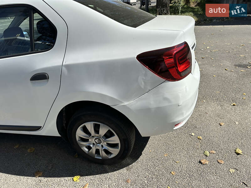 Седан Renault Logan 2020 в Киеве